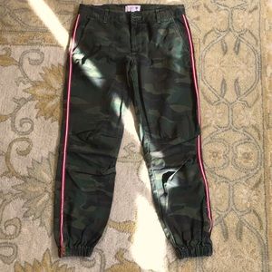 NWOT Sundry Camo Jogger Pants